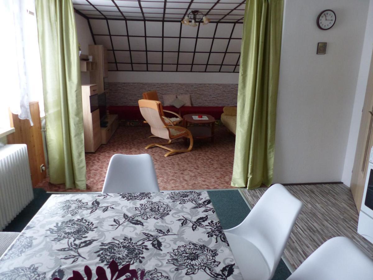 Apartmany Plischke ليبوفا لازن المظهر الخارجي الصورة